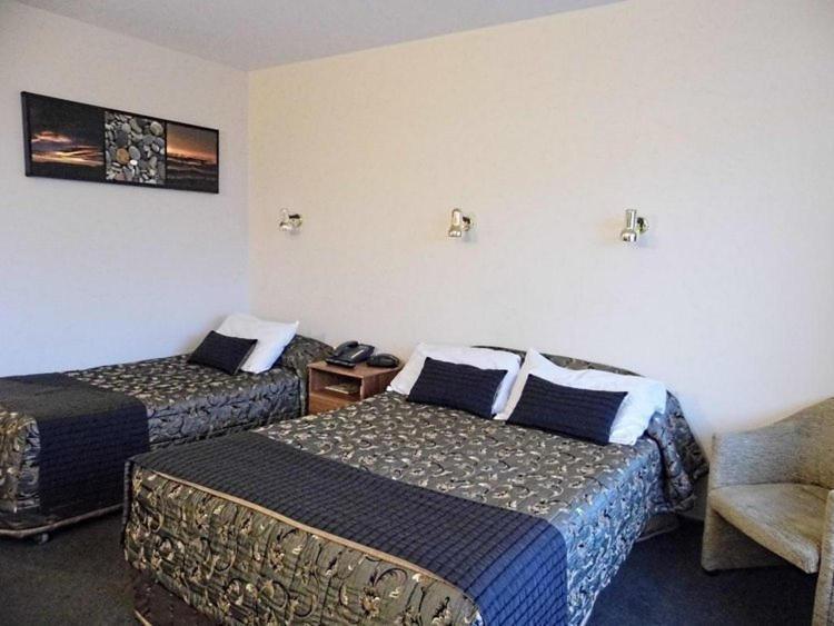 Westport Motor Hotel Esterno foto